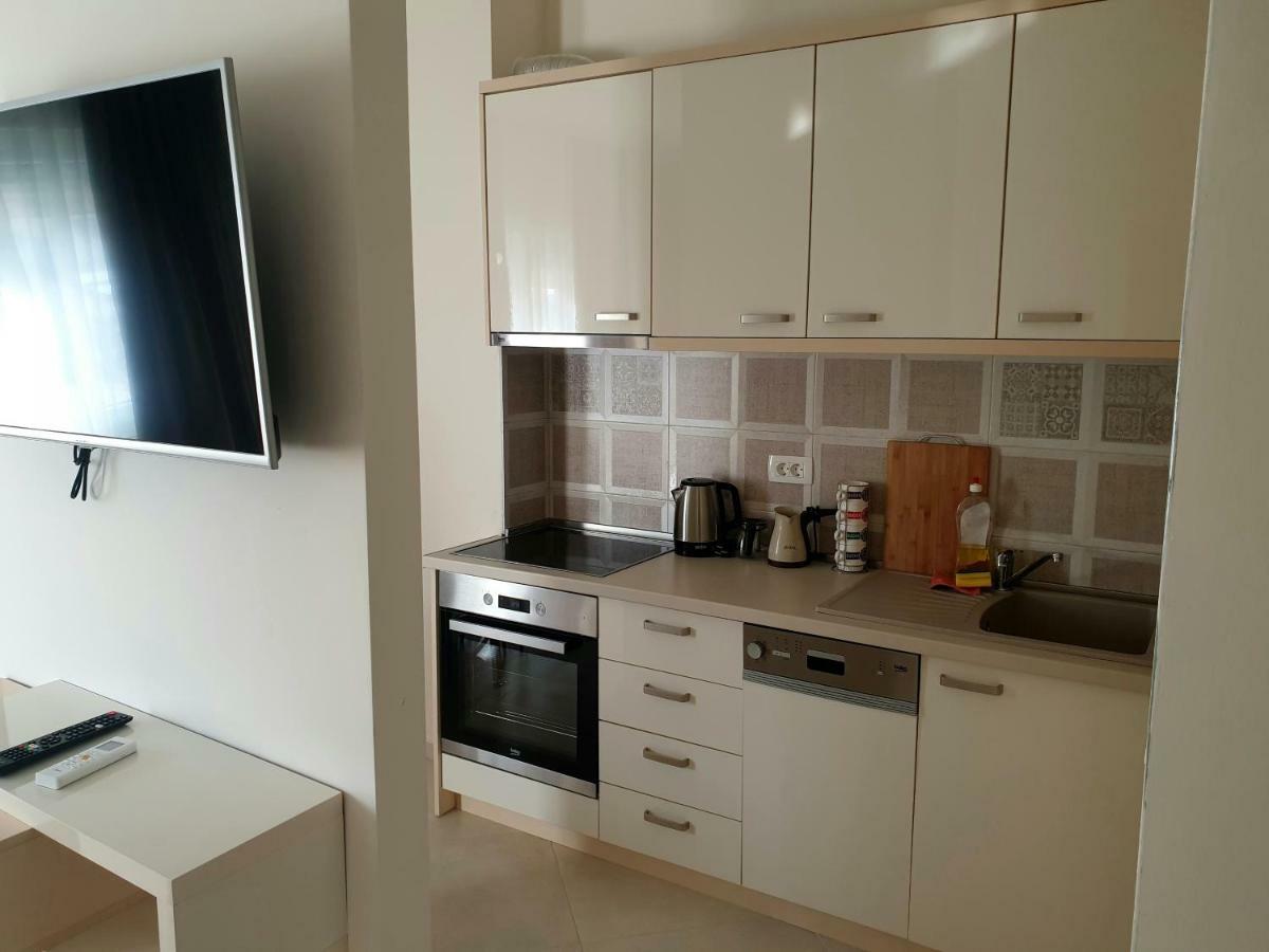 Apartments Tomic Bečići Luaran gambar